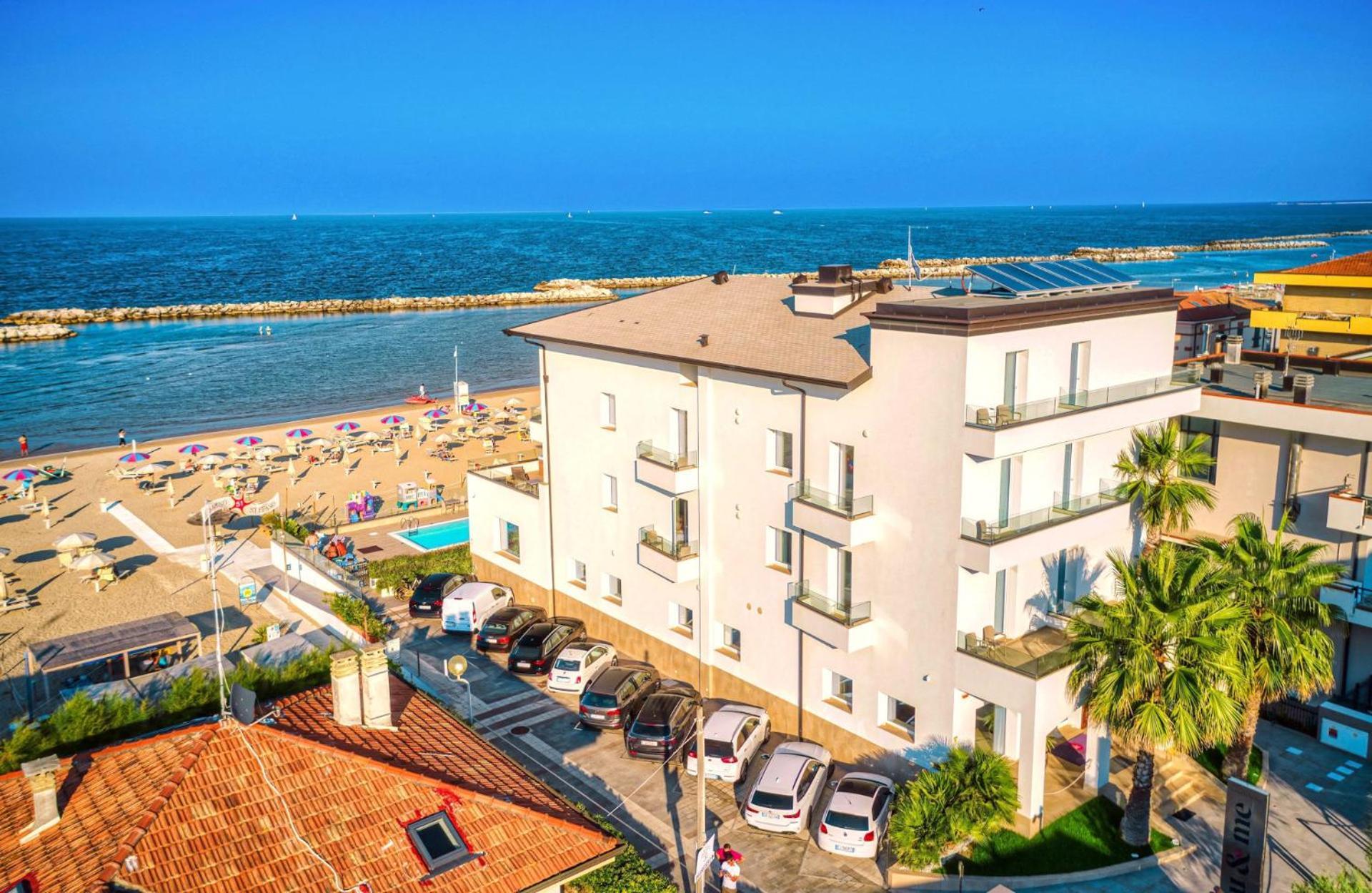 You & Me Beach Hotel Rimini Zewnętrze zdjęcie
