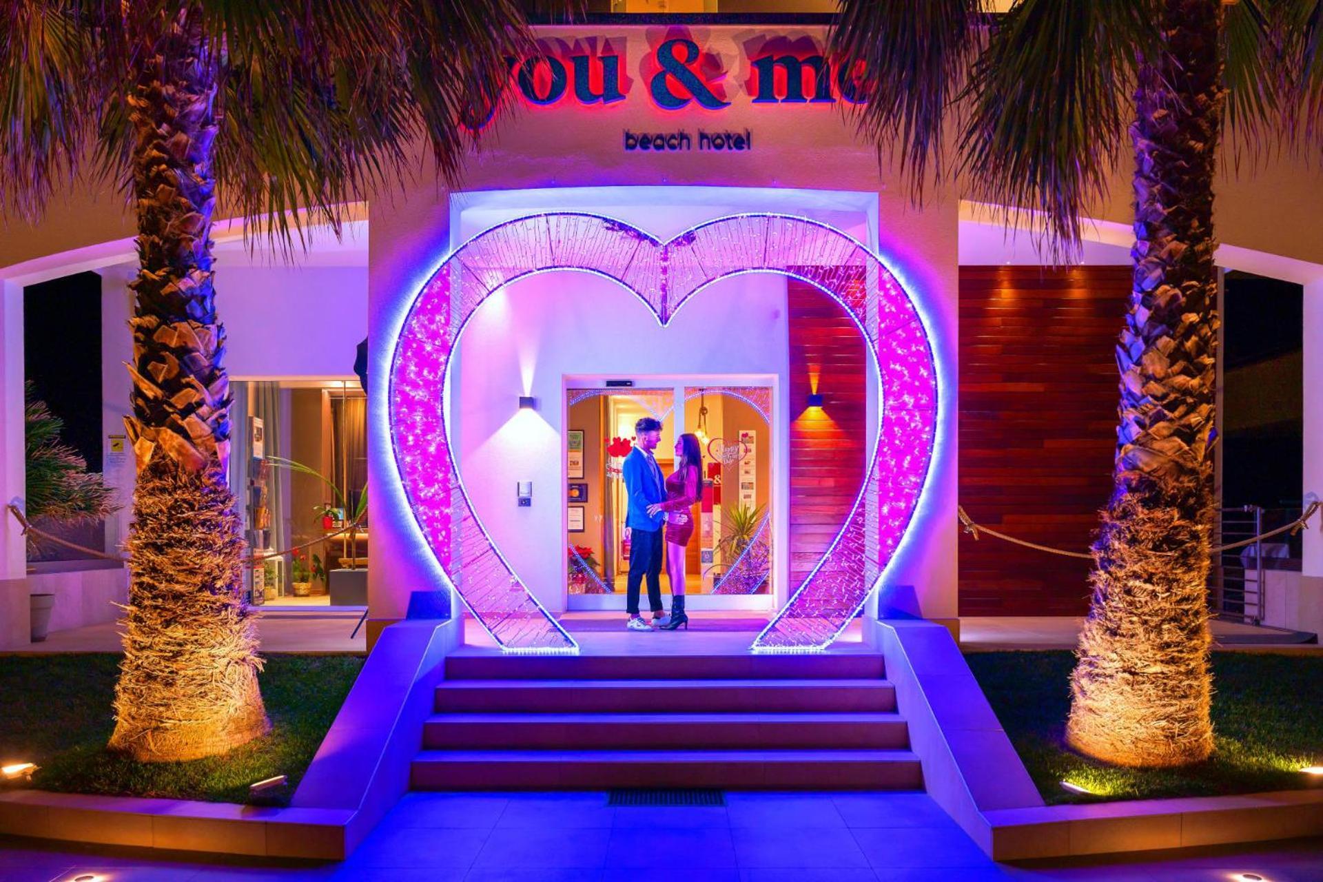 You & Me Beach Hotel Rimini Zewnętrze zdjęcie