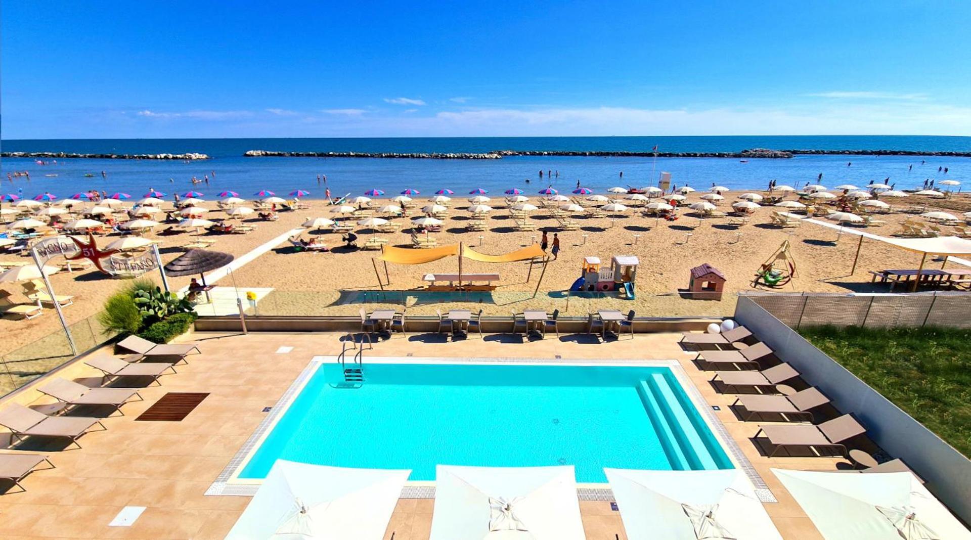 You & Me Beach Hotel Rimini Zewnętrze zdjęcie