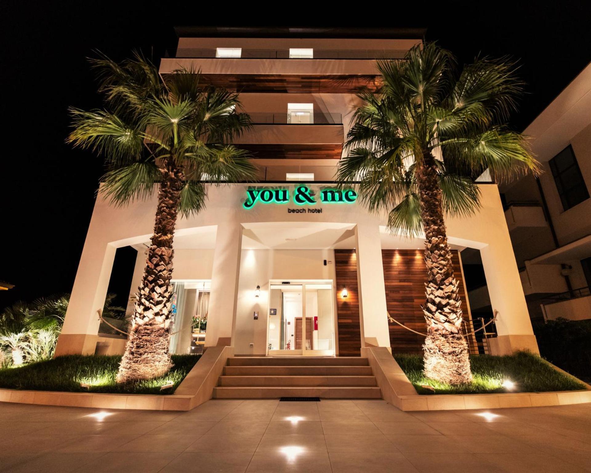 You & Me Beach Hotel Rimini Zewnętrze zdjęcie